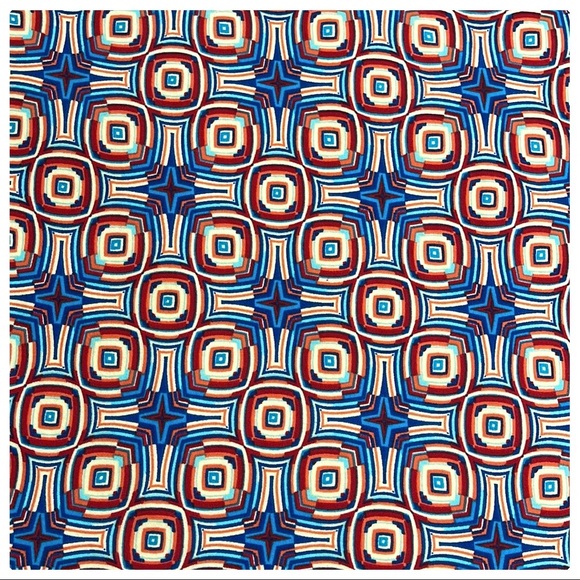 💕Super Cute High Low Oversized Lularoe Irma Tunic Top💕 - Picture 9 of 11